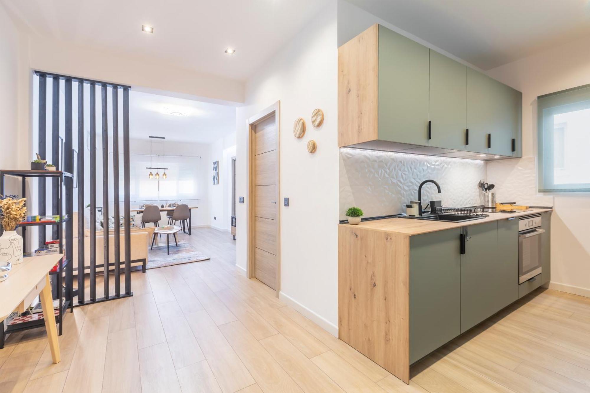 Fully Renovated In The Heart Of Fuengirola, 2 Min Walk To The Fuengirola